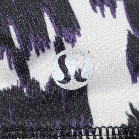 LULULEMON Sports Bra - Picture 3 of 4